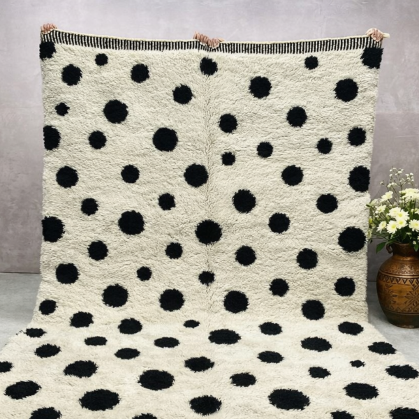 Beni Mrirt Rug – Black Doted Rug - Image 6