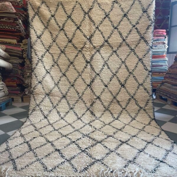 Vintage Style Beni Ourain Rug – 6.2x10.5 ft Diamond Ivory Beige and Black Carpet