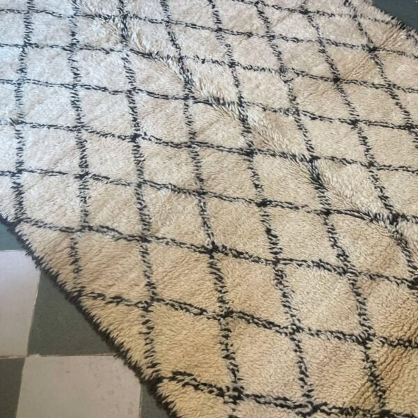 Vintage Style Beni Ourain Rug – 6.2x10.5 ft Diamond Ivory Beige and Black Carpet - Image 4