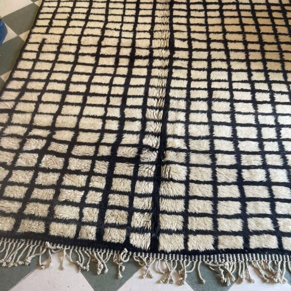 Beni Mrirt Rug – Premium Moroccan Ivory & Black Grid, Premium beige Carpet - Image 9