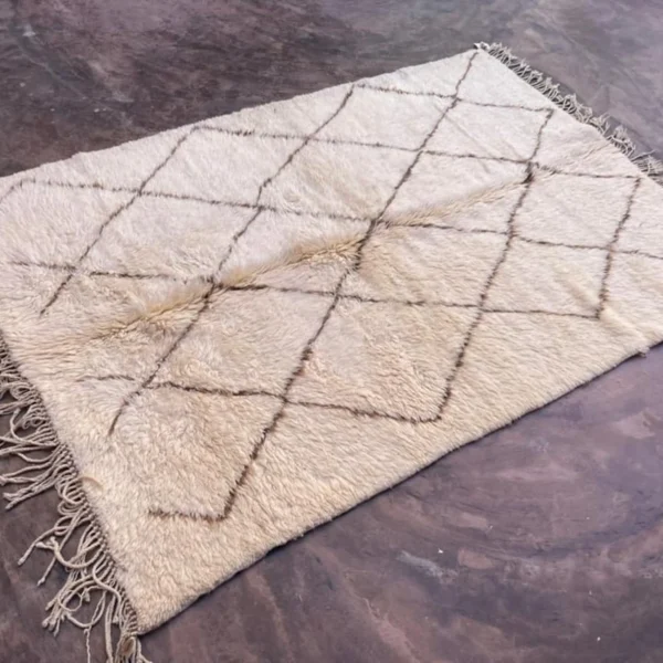 Beni Mrirt Rug – Premium Diamond Ivory and Brown Shag carpet