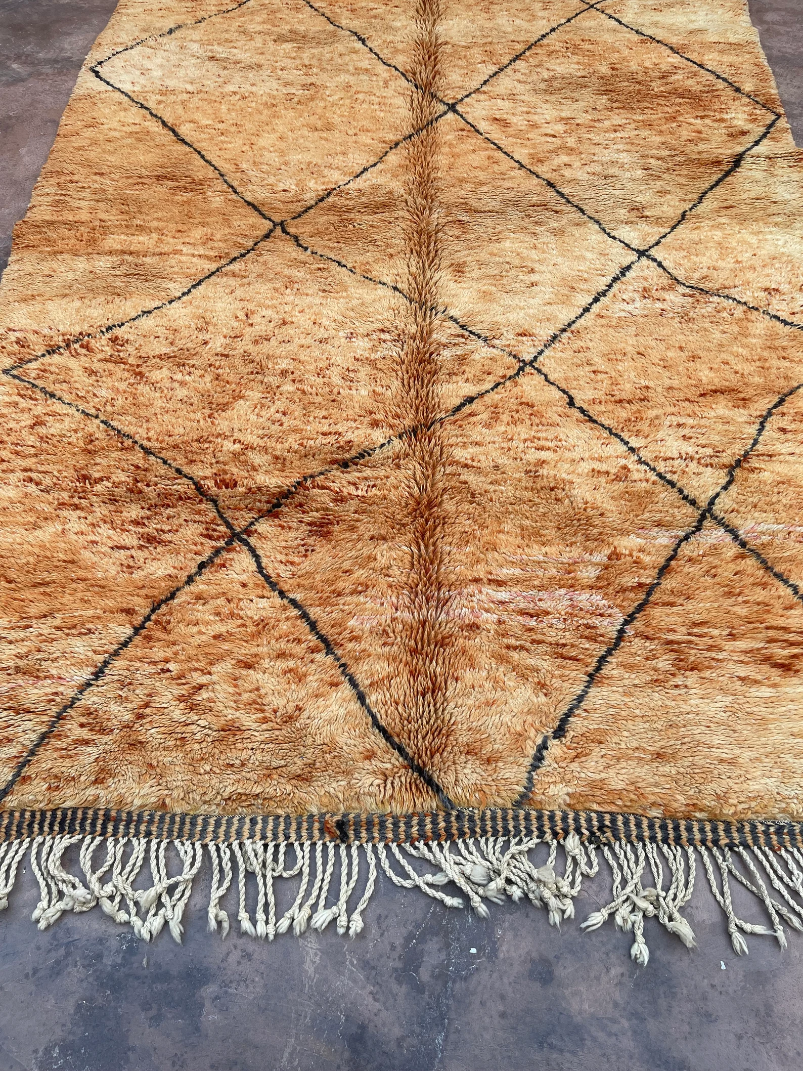 Beni Mrirt Rug – Premium Diamond Camel Brown and Black Multicolor rug - Image 9