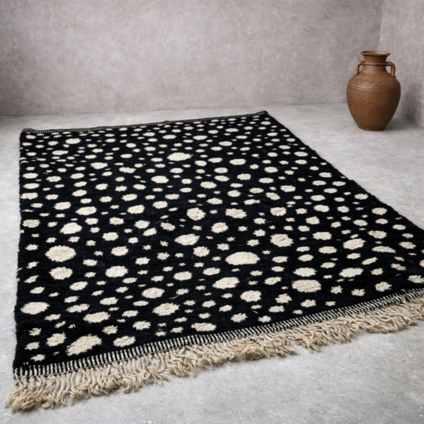 Alternative view of Beni Mrirt Wool Rug – Premium Black and white dotted Luxury Berber carpet
