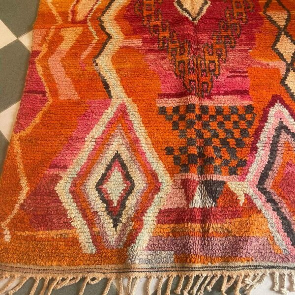 Boujaad wool Rug – 5.5x8.5 ft Fire Diamond Geometric Carpet - Image 4