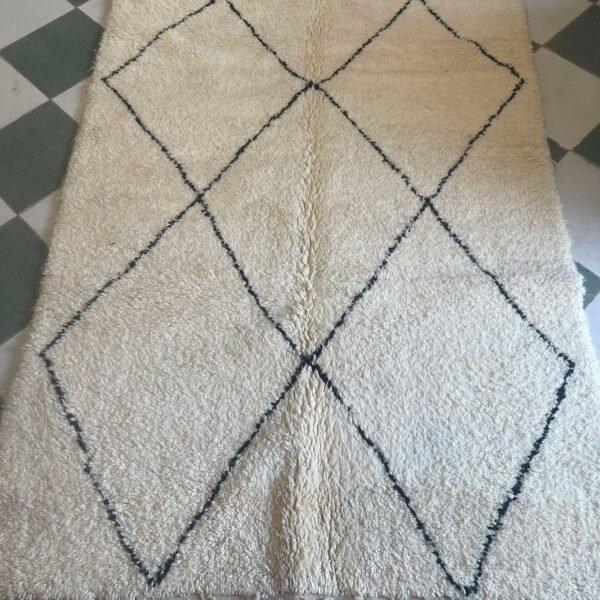 Beni Ourain Wool Rug – 5x8.4 ft Ivory Beige Diamond Geometric Carpet - Image 10