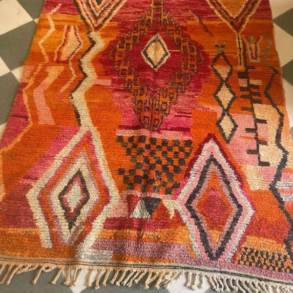Boujaad wool Rug – 5.5x8.5 ft Fire Diamond Geometric Carpet - Image 3
