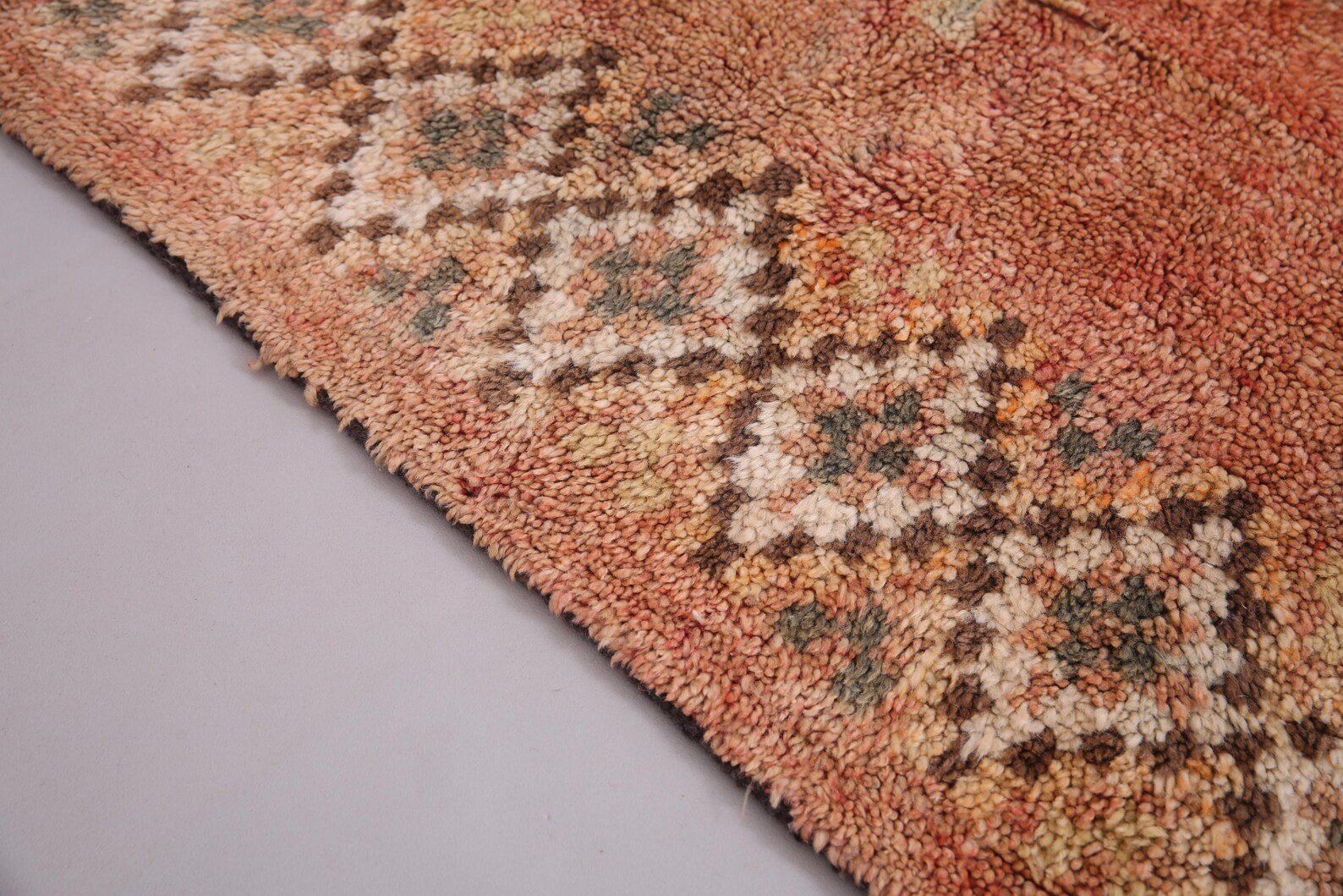 Vintage Style Beni mguild Rug – 4.4x7 ft Tribal Geometric colorful Carpet - Image 5