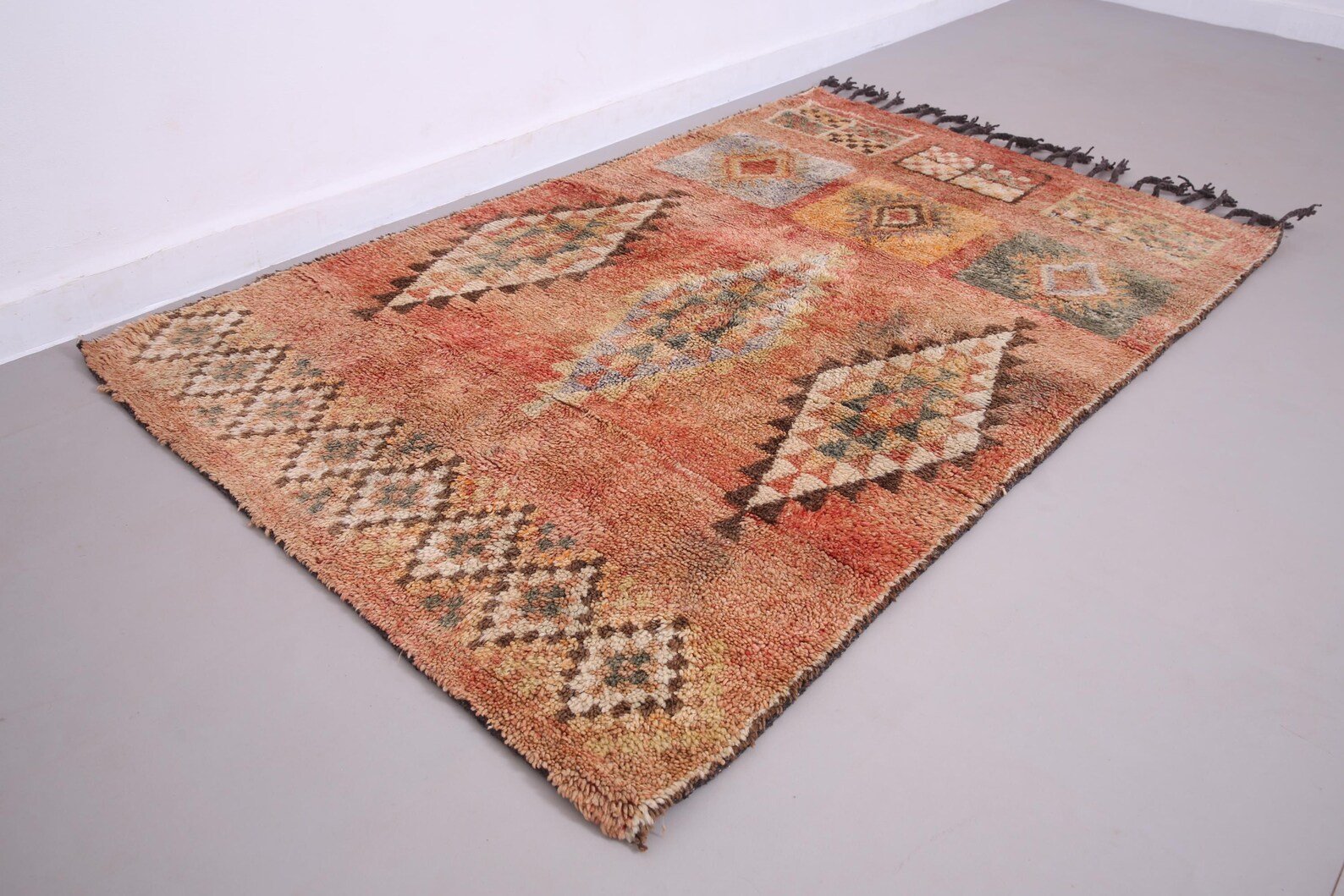 Vintage Style Beni mguild Rug – 4.4x7 ft Tribal Geometric colorful Carpet - Image 9